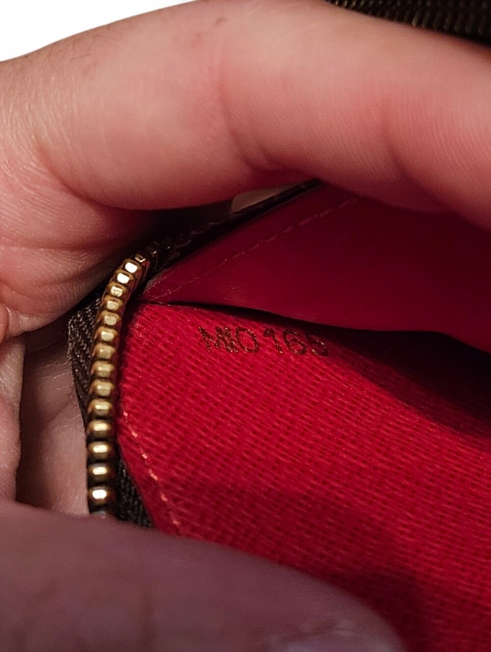 Louis Vuitton Wallet - Picture 15 of 15
